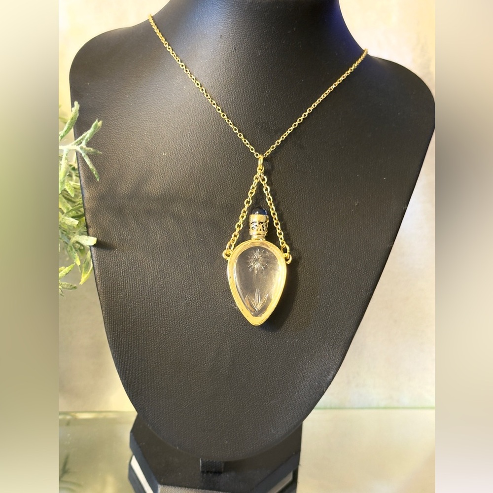 Antique Style Perfume Bottle Pendant W/Chain